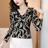 2023秋季新款时尚V领印花高弹网纱长袖洋气遮肚子上衣气质小衫女YH852032 商品缩略图1