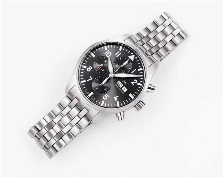 V6厂万国喷火战机多功能计时IW377719复刻表详细评测