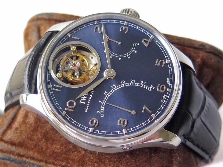 ZF厂万国葡萄牙逆跳陀飞轮最强复刻表详细评测