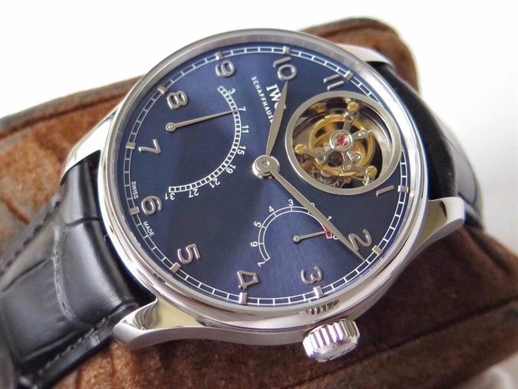 ZF厂万国葡萄牙逆跳陀飞轮最强复刻表详细评测