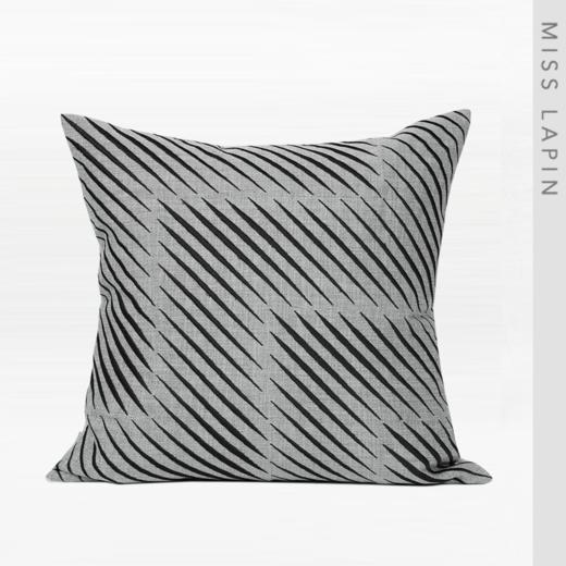 晨熙园主卧抱枕100%polyester含芯 商品图0