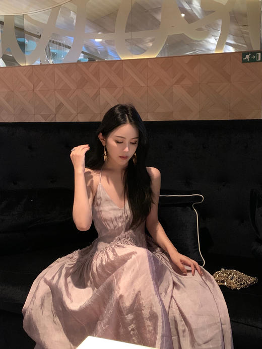 Read Nameless /米其林餐厅穿的紫色露背裙（送内衬裙） 商品图1