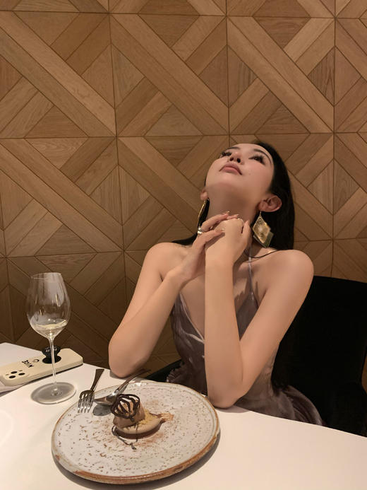 Read Nameless /米其林餐厅穿的紫色露背裙（送内衬裙） 商品图6