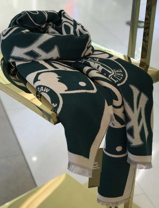 优品堂【如影相随】拉绒围巾披肩两用 商品图1