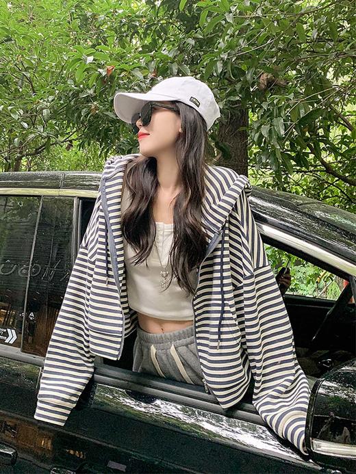 <曾小咸推荐>现货秒杀 ！微信超特价！复古灯芯绒休闲裤 日常159.99 立减80 秒杀79.99！！条纹外套 秒杀89.99！！！ 商品图4