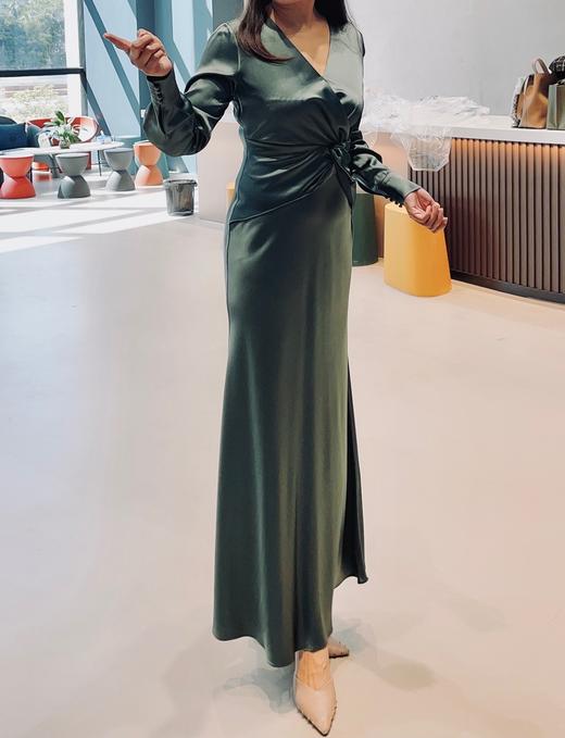 孤品 “维纳斯”颈袖添香-连衣裙-4169  华丽 仪式感 优雅高贵 醋酸缎面 光泽感不退可换 商品图2