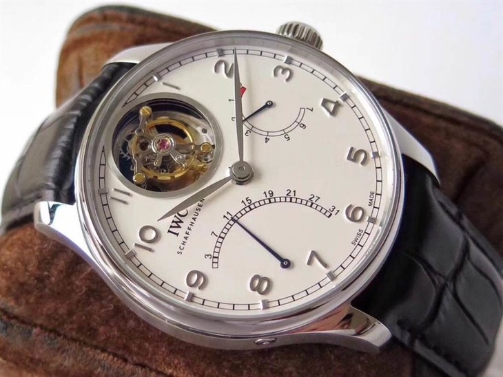 ZF厂万国葡萄牙逆跳陀飞轮最强复刻表详细评测