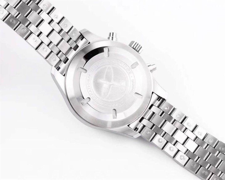 V6厂万国喷火战机多功能计时IW377719复刻表详细评测