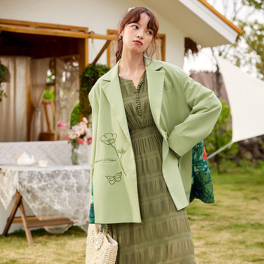 两三事雌念丛生 简约时尚设计感蝴蝶印花设计西装 商品图2