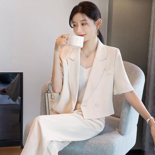 娜璐多 杏色小西装外套女春季2023新款小个子时尚休闲短款设计感西服套装 商品图0