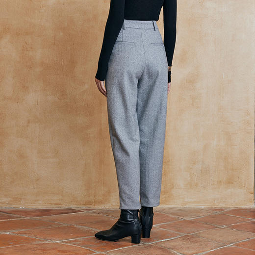 IN AND ON羊毛人字纹显瘦锥形裤女时尚保暖百搭通勤休闲长裤22749 商品图5