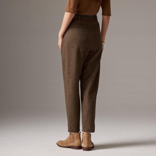 IN AND ON羊毛人字纹显瘦锥形裤女时尚保暖百搭通勤休闲长裤22749 商品图2