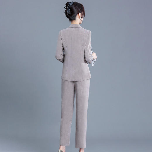 QYM  X23B005-Y时尚气质三件套西装外套衫哈伦裤套装 商品图2