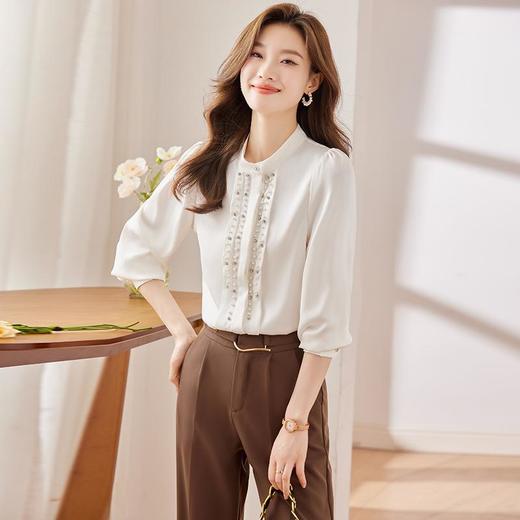 娜璐多 今年流行气质橙色缎面衬衫女2023早秋新款休闲百搭时尚珍珠衬衣女 商品图1