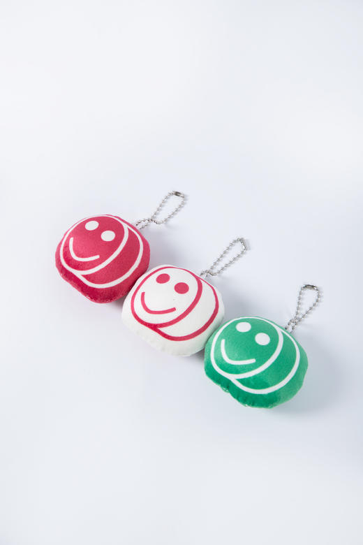 SelfWho新款定制周边笑脸系列挂饰 商品图1