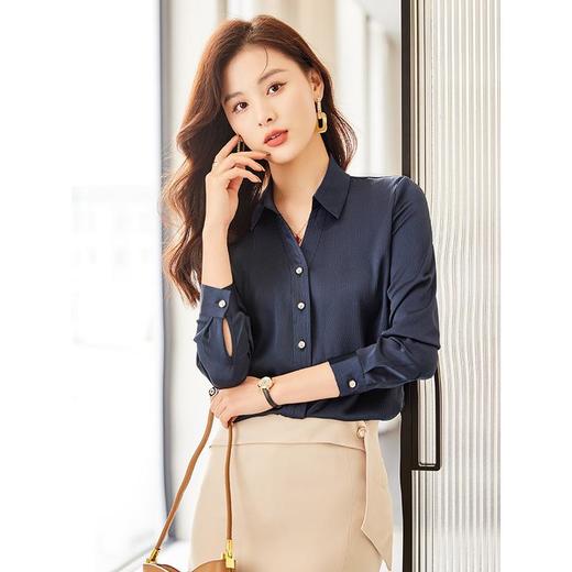 娜璐多 轻熟风衬衫女套装2023秋季新款时尚休闲港味上衣搭配半身裙两件套 商品图2