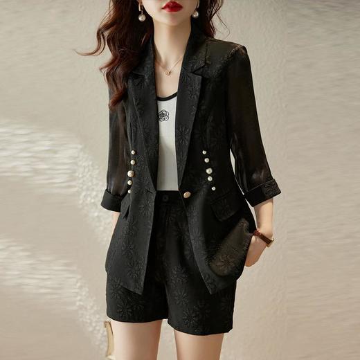 娜璐多 休闲西服套装女2023夏季时尚通勤气质女神范高级感西装短裤两件套 商品图2