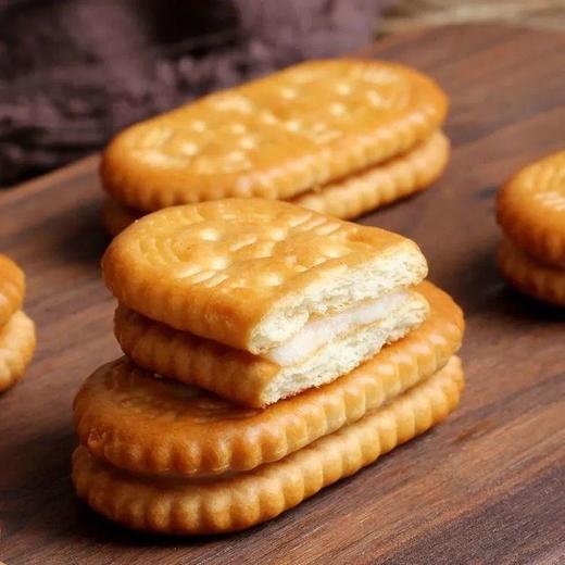 【经典童年零食！奶油夹心饼干香蕉味】层层奶油香，经典传统童年零食饼干老式糕点整箱早餐-觅食坊健康 商品图2