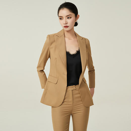 IWY/高端卡其色西装套装女秋季款时尚气质职业装售楼部酒店前台工作服193028C1+P3 商品图2