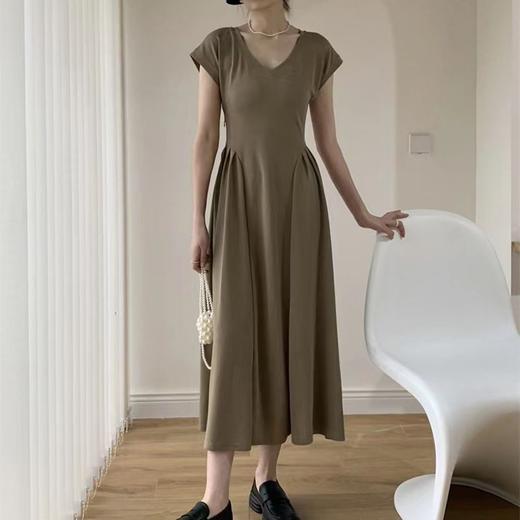 裁缝学苑AQ202 V领针织长款大摆连衣裙纸样女装连肩裙子裁剪衣服 商品图3