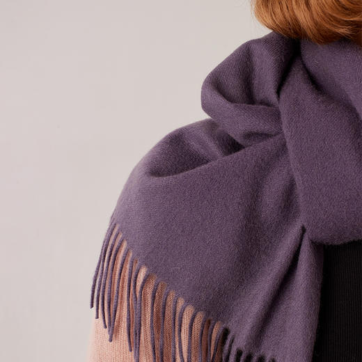 Johnstons of Elgin经典纯羊绒宽幅围巾 纯色 商品图7