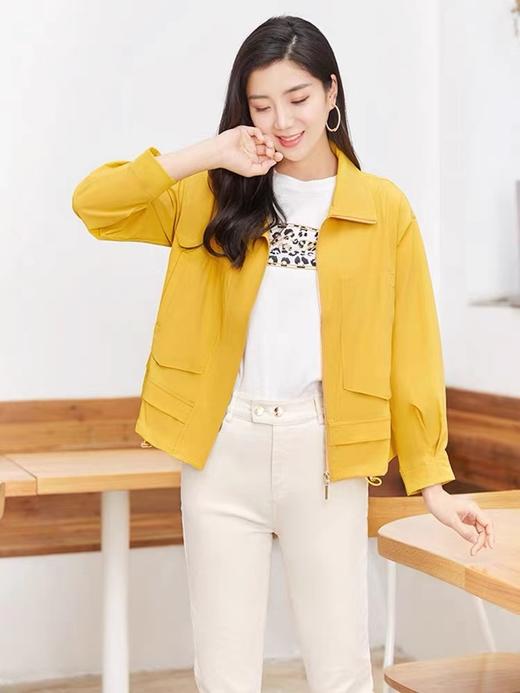 C6202        短款休闲气质减龄口袋百搭立领夹克外套（特价不退换，细节有差异，以实物为准） 商品图0