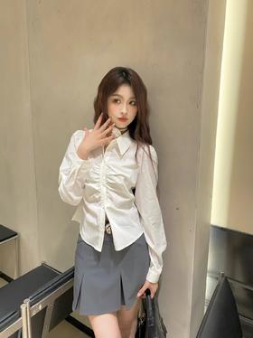 想要日常百搭看这件衬衫即可，藏不住的高级范