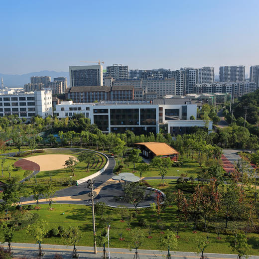 【聚会推荐】￥599起/人2晚含三餐+麻将+KTV一站式玩乐 --安徽黄山圣天地旅居康养聚会套餐，还有5晚/7晚旅居套餐可选，超长有效期，逍遥游黄山 商品图0