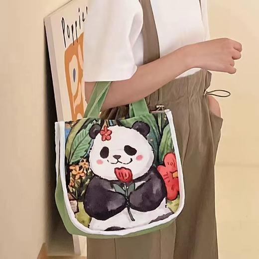 【熊猫手提包】卡通国宝熊猫帆布包  水桶形状手拎便当包  外出妈咪包上班手提包 商品图6