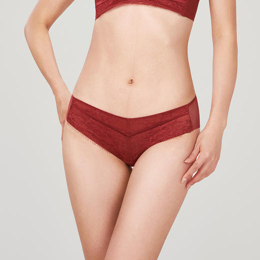 都市丽人薄透丝滑纯色蕾丝+锁边布三角女士内裤纯色内裤新年本命年红品YP31A9 商品图0