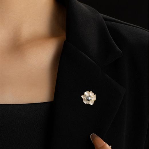 时尚优雅甜美山茶花胸针 商品图3