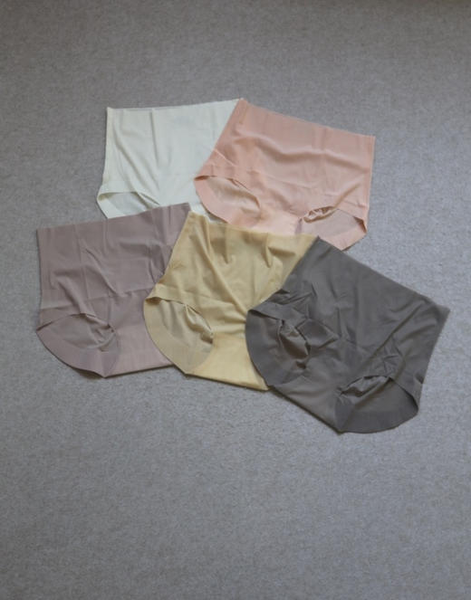 You Need 请拿好 哈！妞子滴 HF 纤薄7D锦氨 防夹立体臀 三角小内 5色入 商品图0