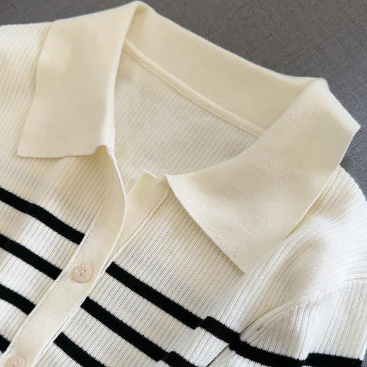 【断码 清仓 凑单】 薄款针织翻领条纹开衫 IC小禾 莱茵河边轻盈减龄薄款 超细织棉条纹 翻领开衫 商品图8
