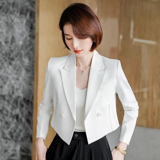娜璐多 时尚短款小西装套装女春秋2023新款小个子显高休闲西服外套两件套 商品图2