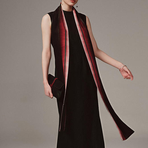 TANGY Collection天意高端2023秋季新品商场同款女士围巾 商品图1