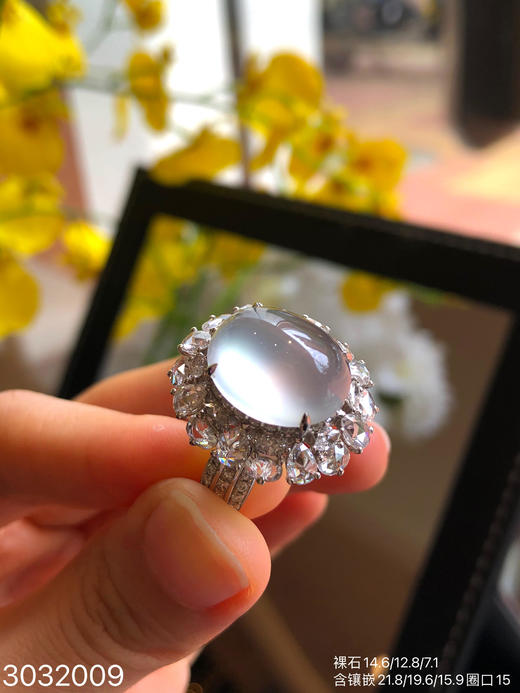 玻璃蛋面戒指【3032009】具体价格微信咨询 商品图0