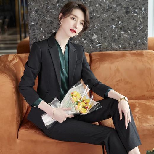 娜璐多 绿色西装外套女2023早秋新款高级感女神范气质时尚西服套装 商品图1