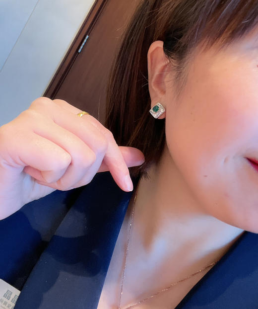 【简爱】祖母绿镶钻耳钉    CB12303103 商品图6