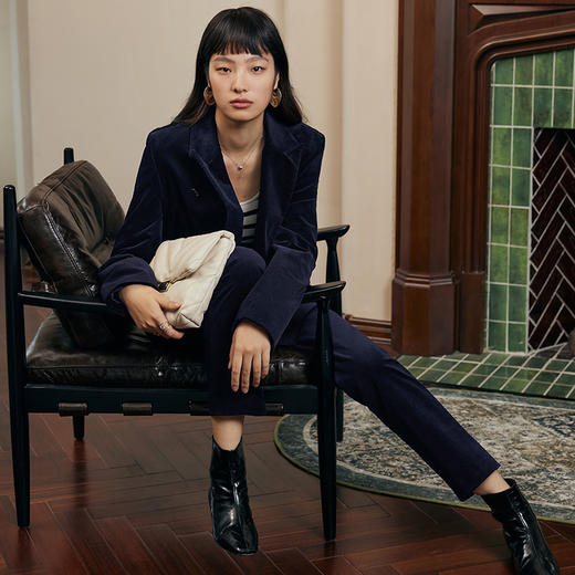 IN AND ON 灯芯绒显瘦休闲直筒裤 52610 商品图1