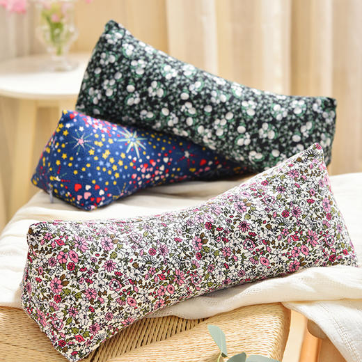 森系碎花与繁星系列颈椎枕荞麦壳枕头学生儿童睡眠护颈枕 商品图0