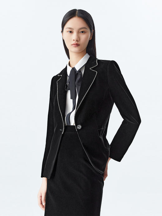 M1XXL1朗姿 通勤丝绒西服翻领西装 LCSP03VJK131 商品图3