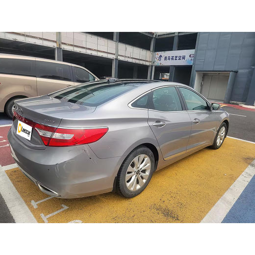 现代 雅尊 2.4L 豪华版【长租-北京】 商品图3