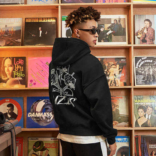 有志者UZIS 美式篮球运动卫衣男秋冬重磅抓绒保暖连帽套头衫[共生 商品图1