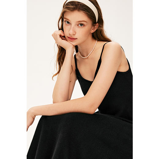 【严选】诗凡黎秋时尚吊带连衣裙SE9190391 商品图3