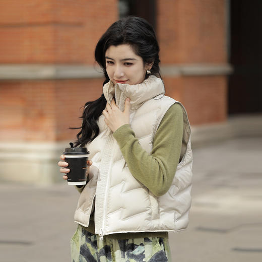 绽放754朵/甜心羽绒马甲95%波兰白鹅绒插袋2023新款百搭羽绒背心 商品图1