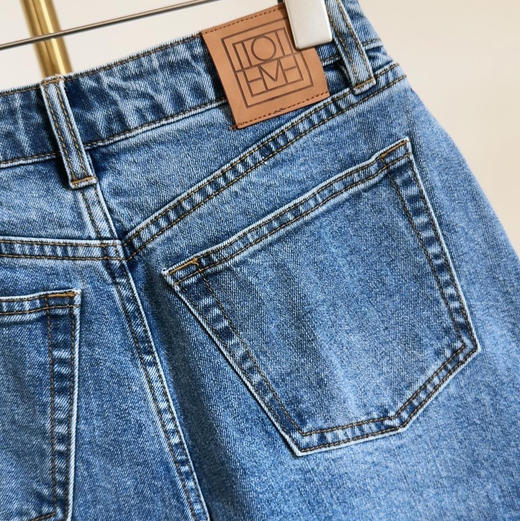 【9月5日上午11:00 必收款女士牛仔裤 秒杀】必收款 百搭 偷偷美 全棉无弹 不对称扭缝 水洗 直筒裤 商品图8