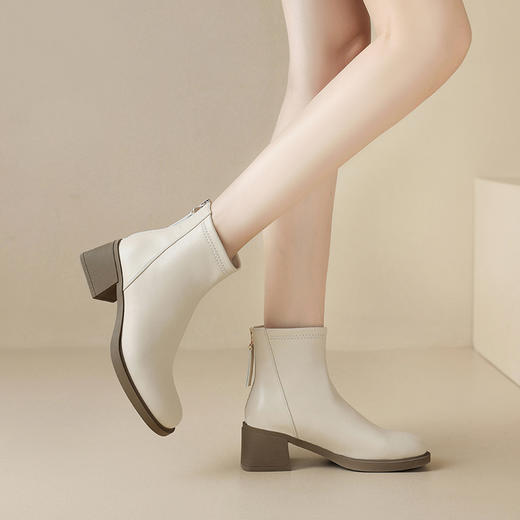 ZHR马丁靴女2023冬季新款厚底复古英伦黑色圆头英伦风气质女短靴 商品图5