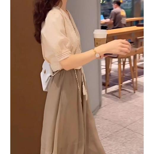 裁缝学苑AX115 轻熟风半身裙纸样小衫套装V领泡泡袖裙子女装打版 商品图4