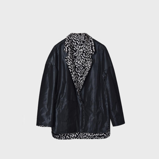 圣三利女装 新款O形花朵提花针织上衣外套SL2032122 商品图5