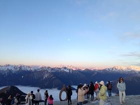 【发起活动】乐山+达瓦更扎二日游 | 18人即可出发 | 守望星空日出云海~